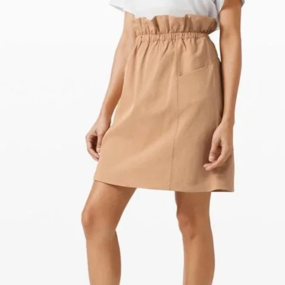 Lululemon Skirt NWT Size 8